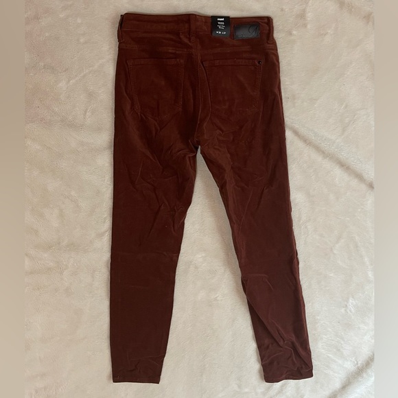 Mavi Tess Rust Corduroy Skinny Pant - Picture 2 of 3